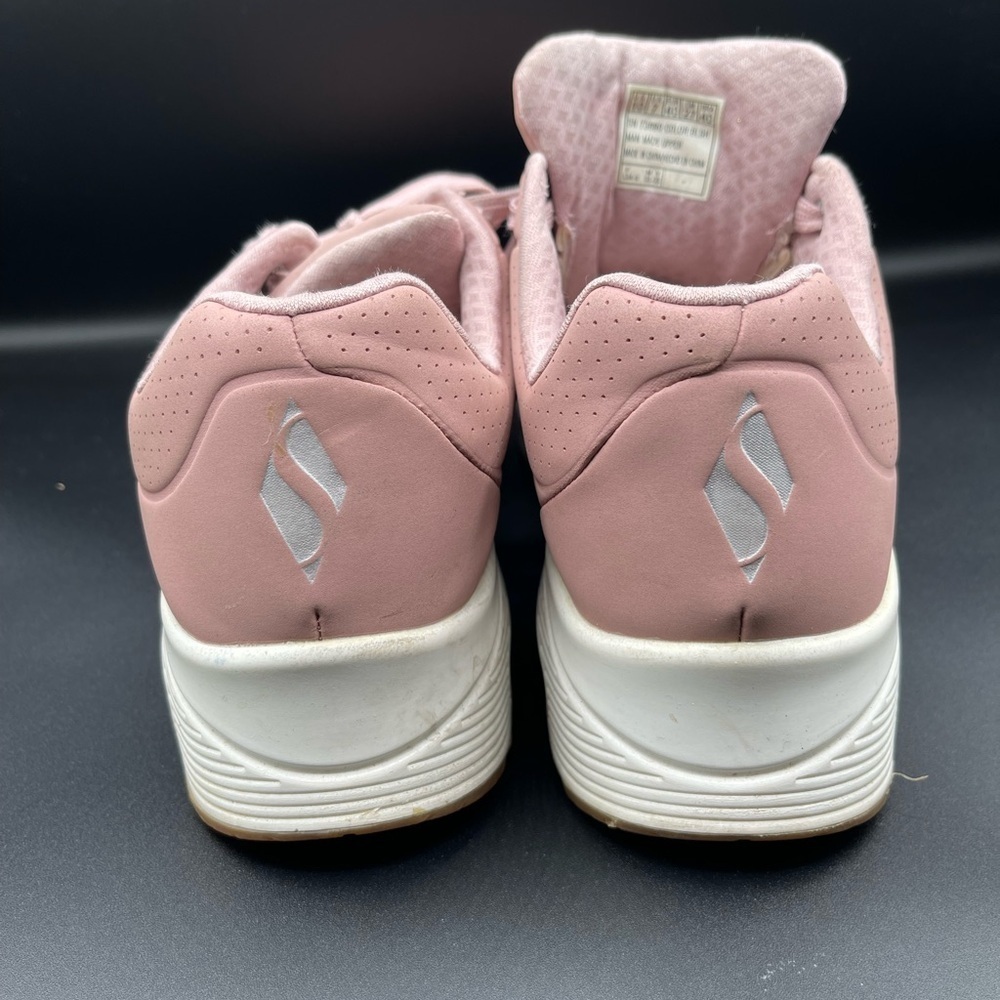 Skechers Pink Sneakers with Low-Top Design and Minimalist Style - Picture 4 of 7